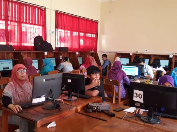 Rasionalisasi Guru melalui Digitalisasi Pembelajaran