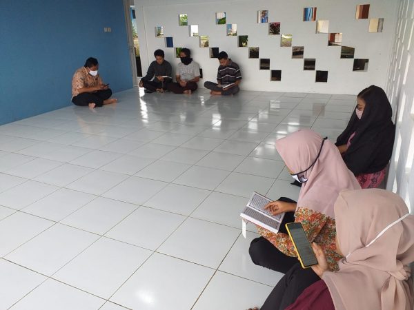 Tadarus & Kultum: Sedekah