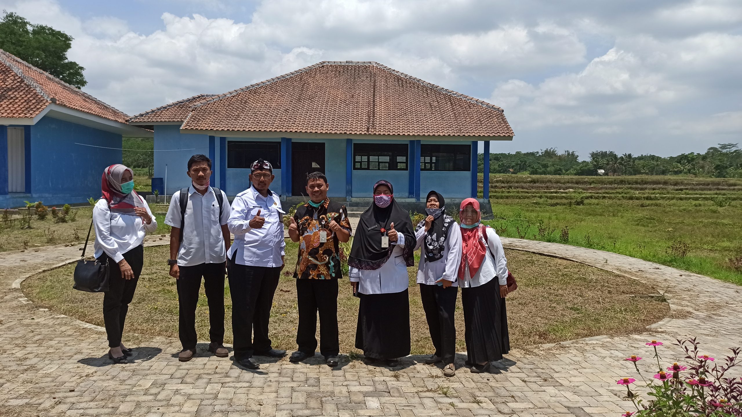 SMPN 4 Semarang Studi Tiru PJJ di SMKN 1 Tuntang