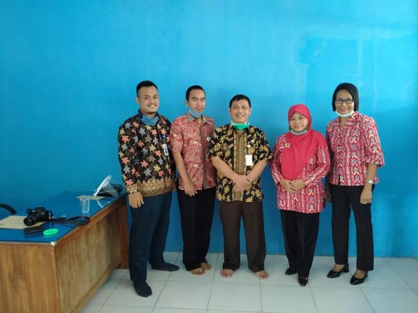 Siapkan PJJ SMK Yayasan Pharmasi Semarang Belajar di SMKN 1 Tuntang