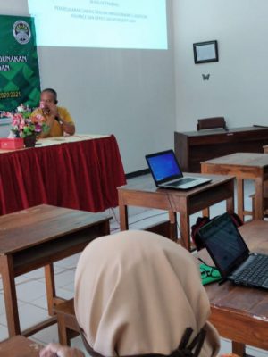 SMKN 1 Tuntang Dampingi Guru SMAN 1 Tuntang Kelola PJJ