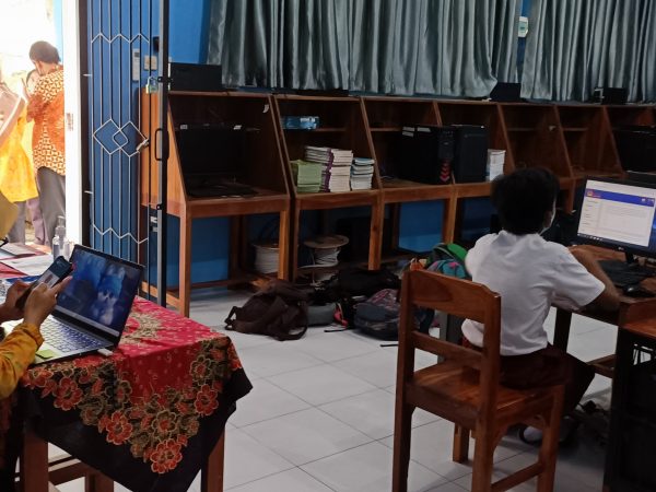 SMKN 1 Tuntang Fasilitasi SDN 4 Kesongo Pelaksanaan ANBK