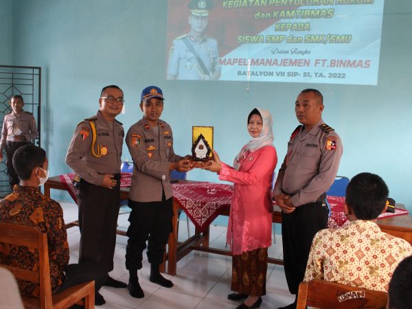 Penyuluhan SIP di SMKN Satu Atap Tuntang
