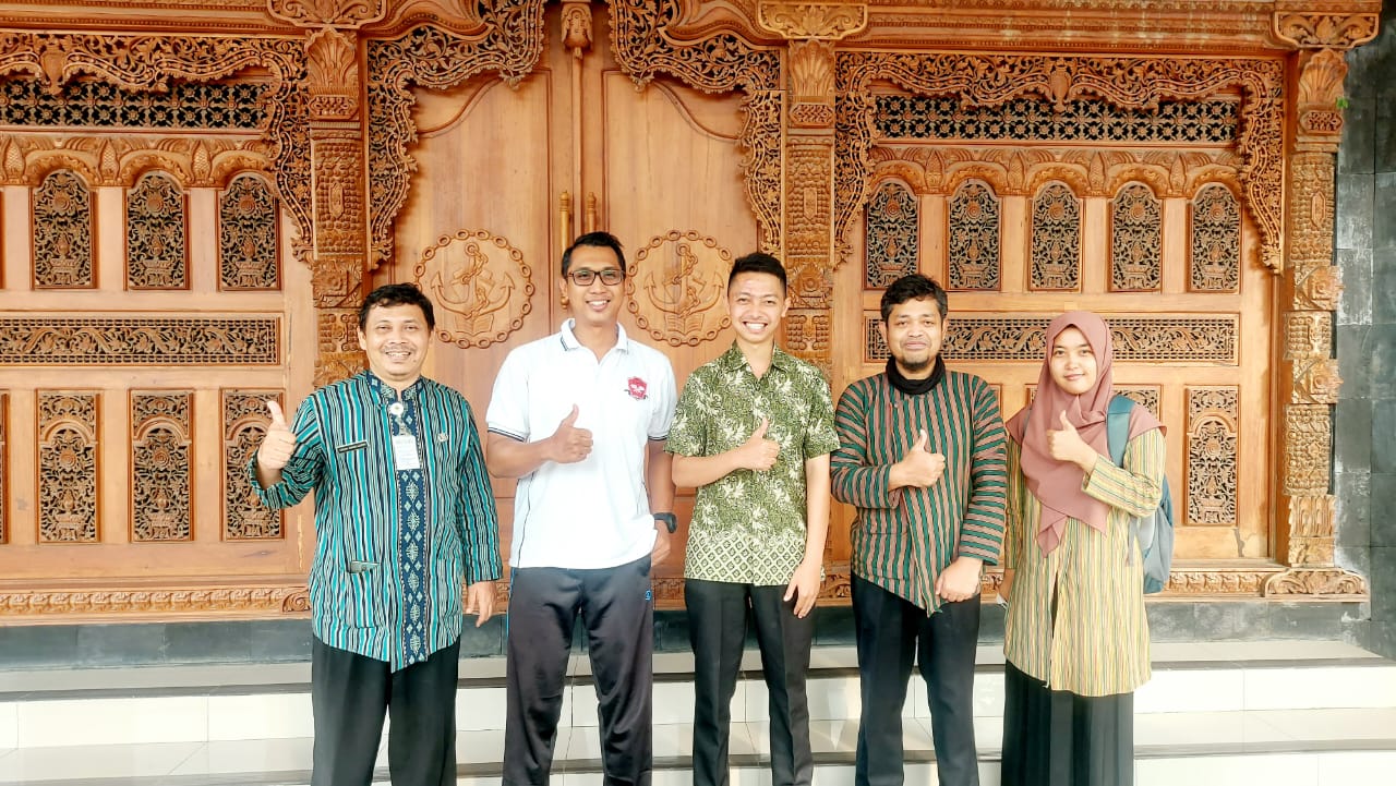 SMKN 1 Atap Tuntang Studi Tiru di SMKN 10 Semarang
