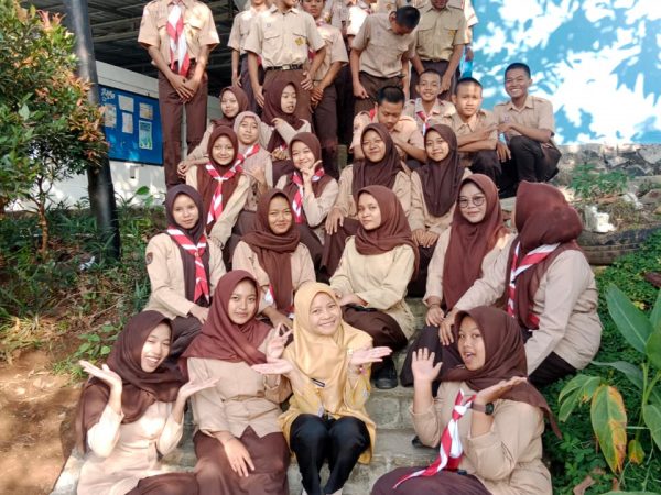 Chemistry Antara Adab & Ilmu